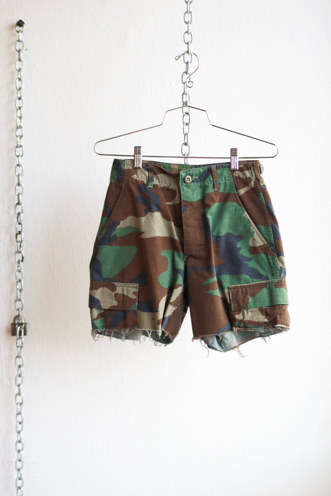 Vintage Army Shorts 24"