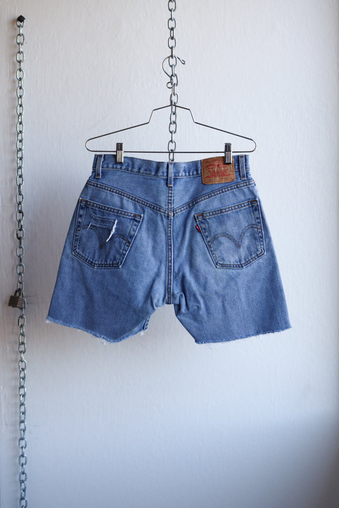 Vintage  Levi 505 Shorts 29"