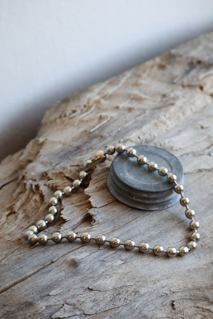 The Underground Necklace