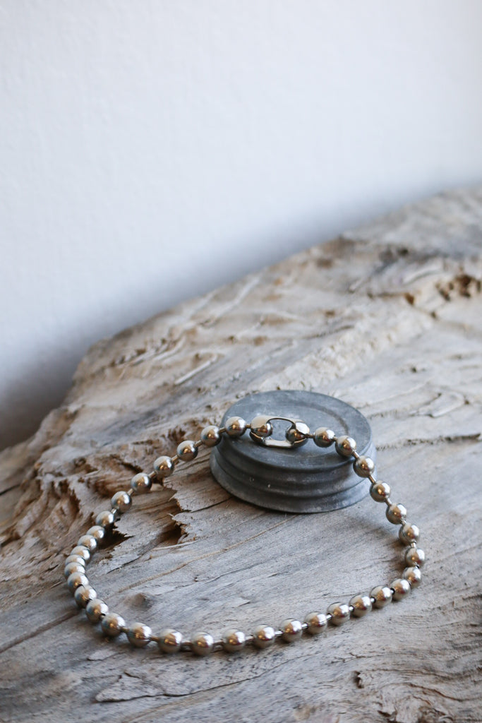 The Underground Necklace