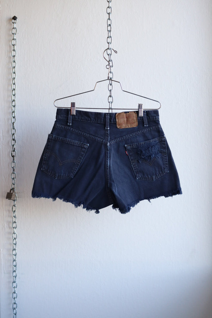 Vintage Levi Shorts 30"