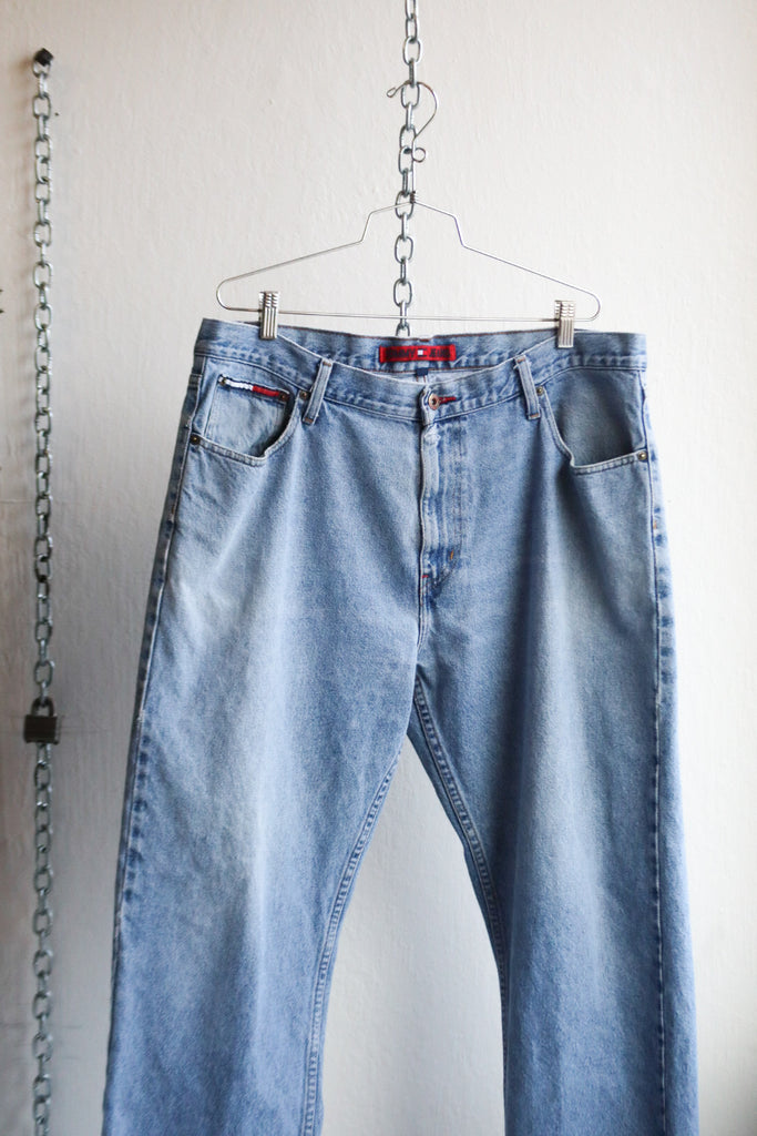 Vintage Tommy Jeans 38"