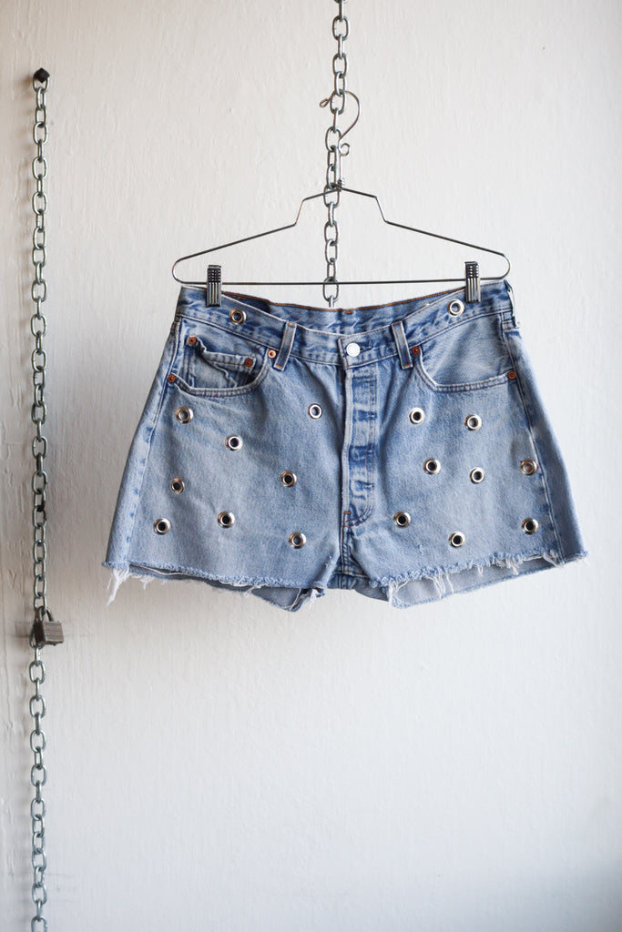 Vintage Levi 501 Shorts 33"