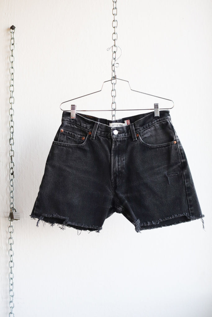 Vintage Levi 505 32”