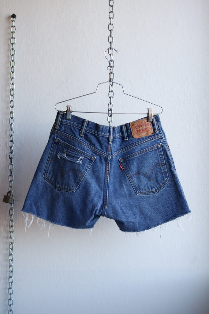 Vintage Levis 517 Shorts 33"