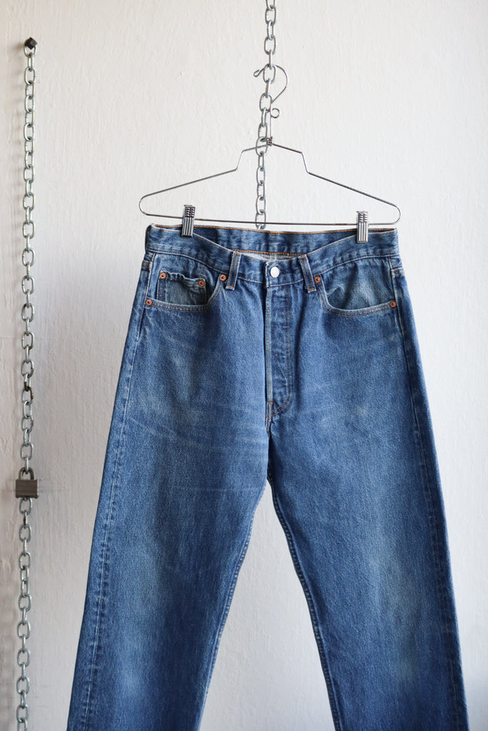 Vintage Levi 501xx Jeans 32"